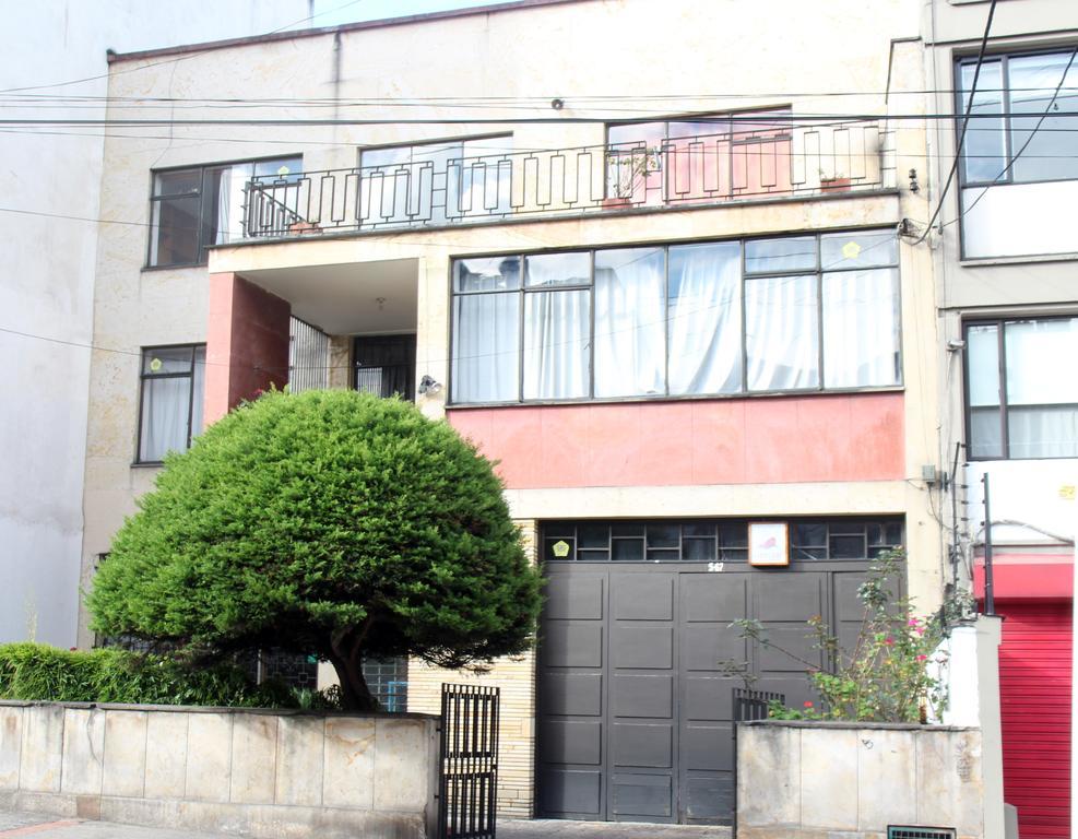 Hostal La Pinta Bogotá Extérieur photo