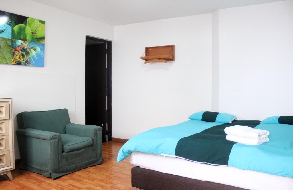 Hostal La Pinta Bogotá Extérieur photo
