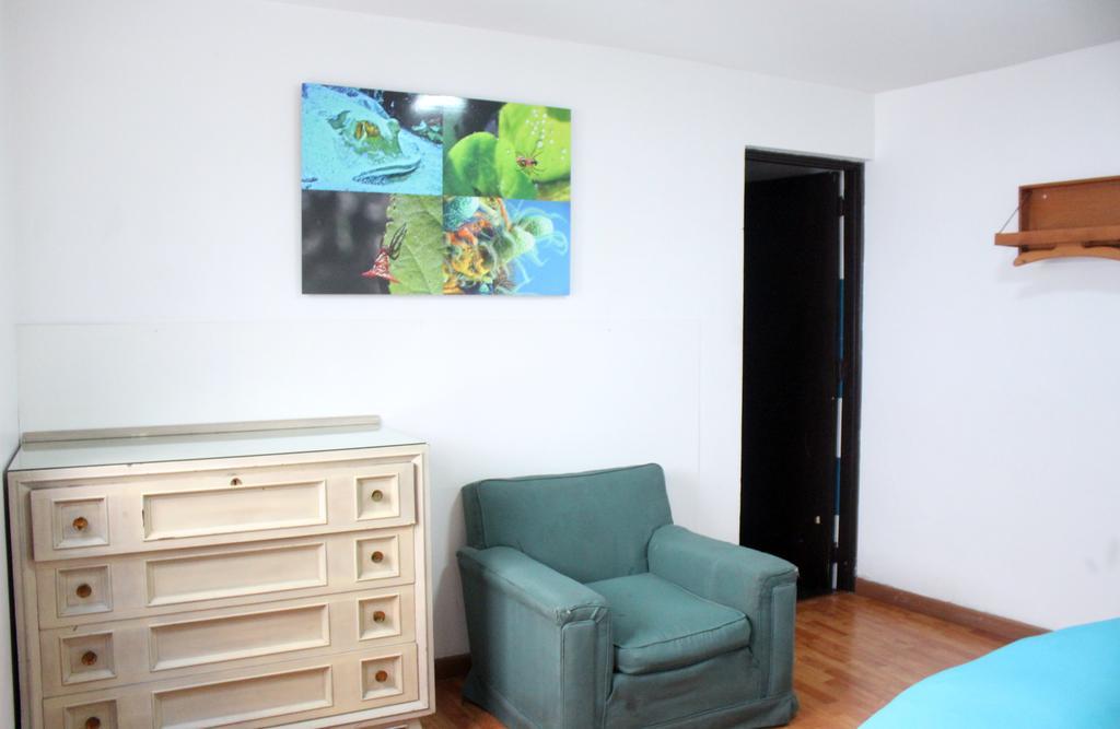 Hostal La Pinta Bogotá Extérieur photo
