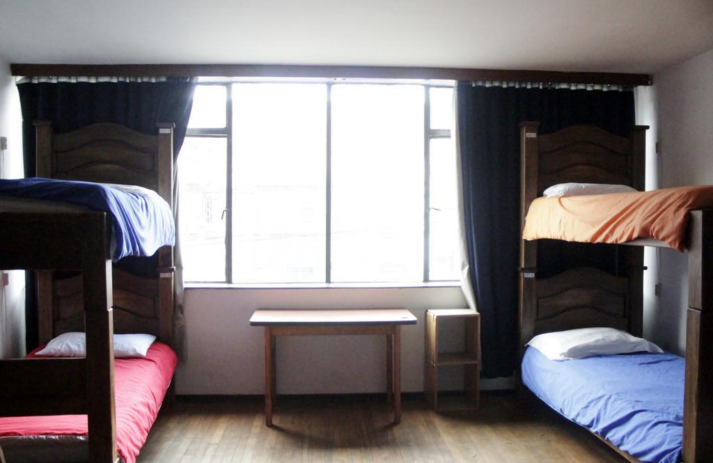 Hostal La Pinta Bogotá Extérieur photo