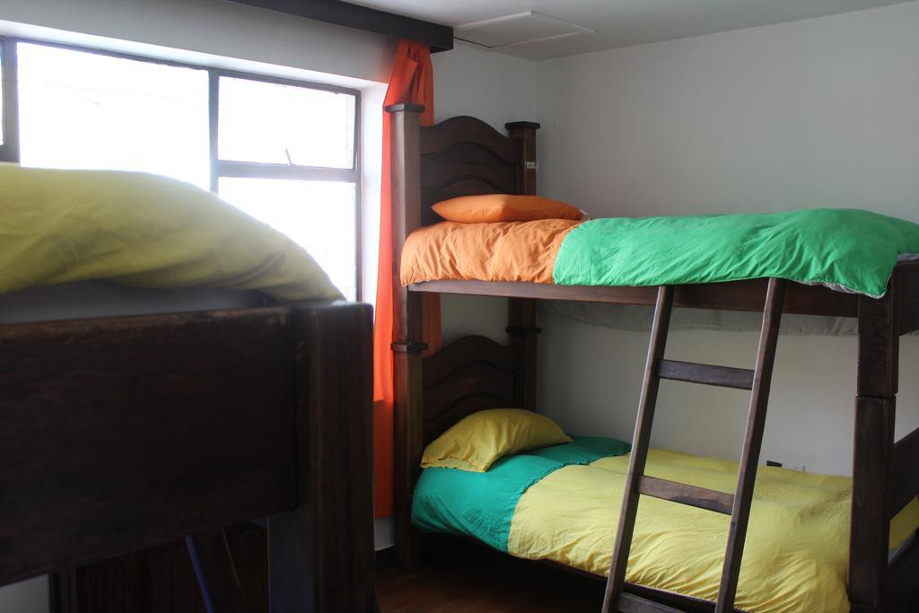 Hostal La Pinta Bogotá Extérieur photo