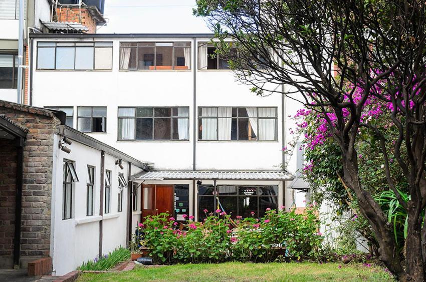 Hostal La Pinta Bogotá Extérieur photo